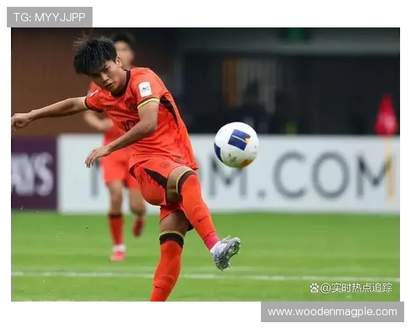 国足闪电失球引热议刘浩帆受责